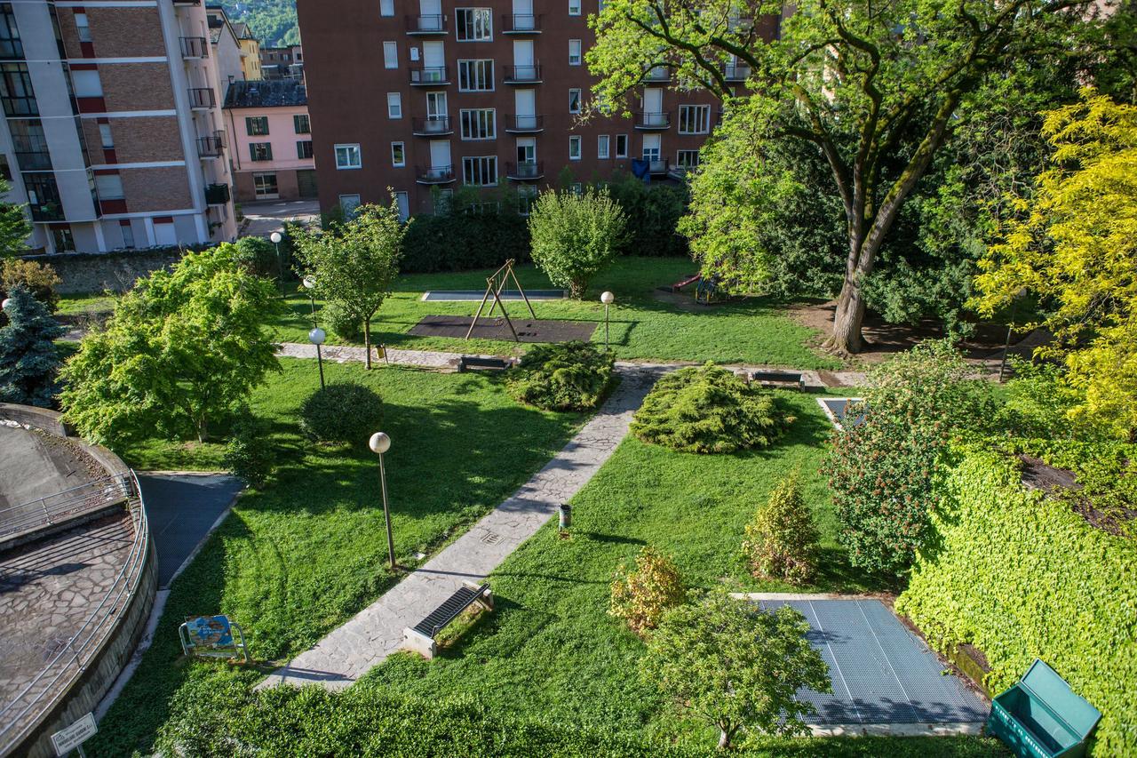 Piazzi House Aparthotel Sondrio Ngoại thất bức ảnh