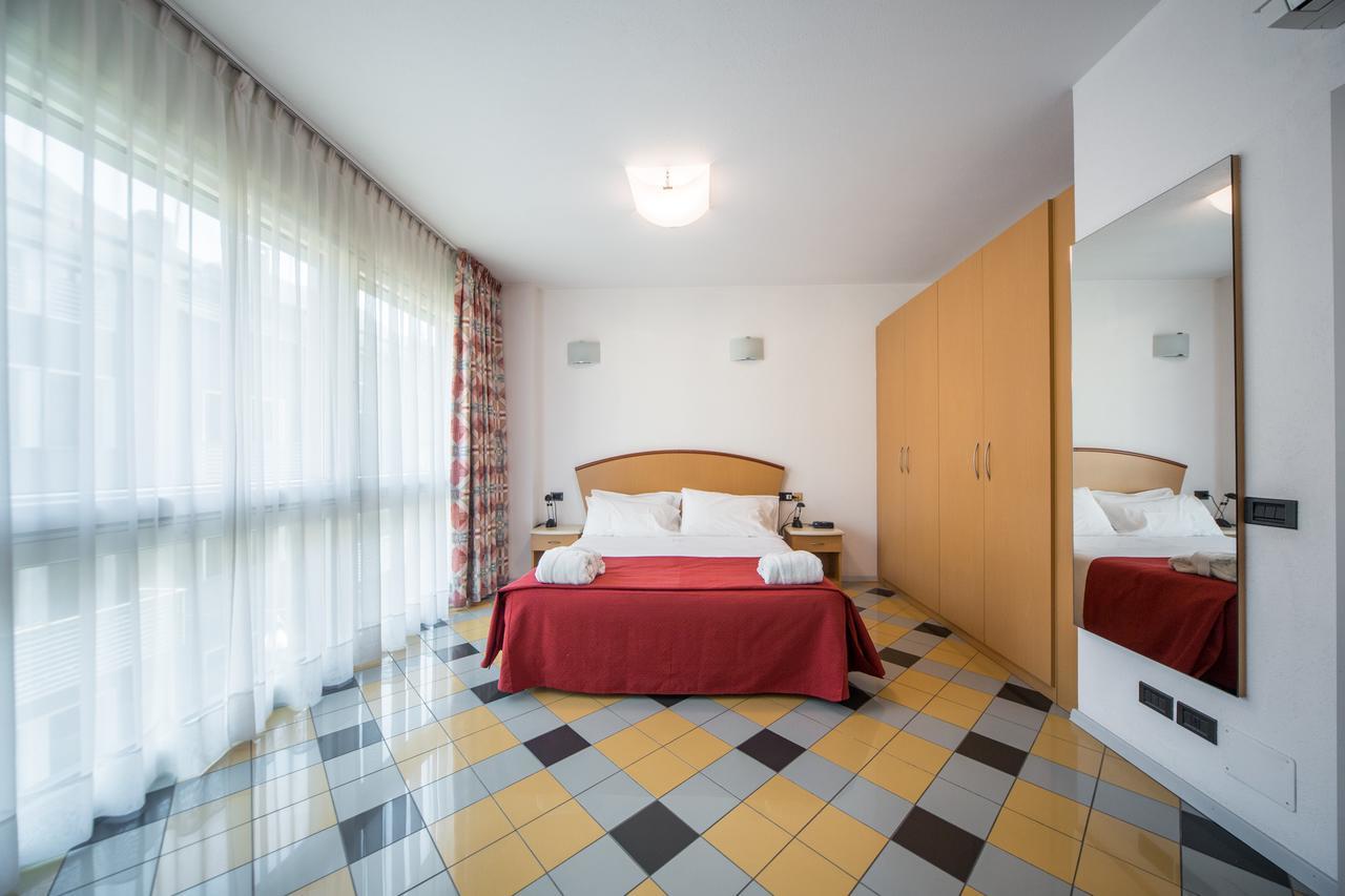 Piazzi House Aparthotel Sondrio Ngoại thất bức ảnh