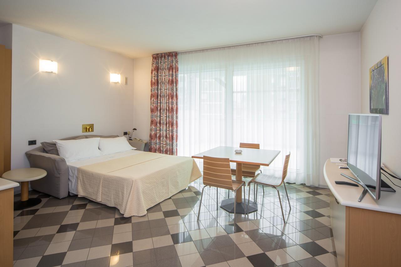 Piazzi House Aparthotel Sondrio Ngoại thất bức ảnh