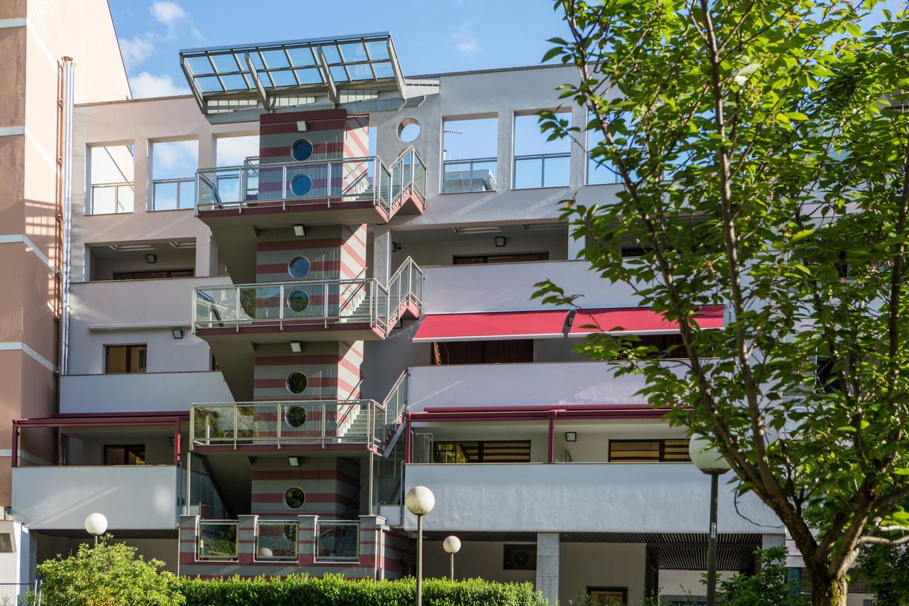 Piazzi House Aparthotel Sondrio Ngoại thất bức ảnh